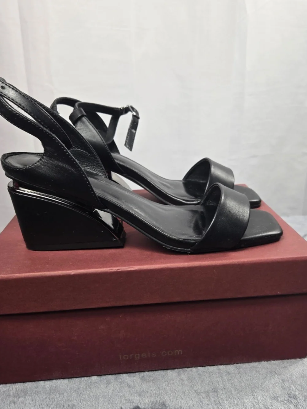 Torgeis Black leather wedged heel sandle
